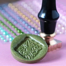 Load image into Gallery viewer, Honey Bee Stamps - Wax Stamper - Fleur-De-Lis