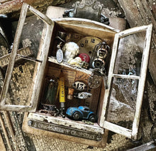 Load image into Gallery viewer, Tim Holtz - Idea-ology - Adornments-Locks + Keys
