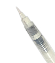 Load image into Gallery viewer, Tim Holtz - Detailer Water Brush - Ranger Watercoloring
