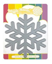 Load image into Gallery viewer, Waffle Flower - Classic Snowflake Die
