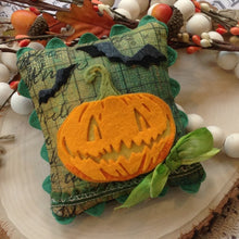 Load image into Gallery viewer, Sizzix - Tim Holtz - Thinlits Dies - Pumpkin Patch Colorize

