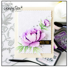 Load image into Gallery viewer, Honey Bee Stamps - Honey Cuts - Scallop A2 and A7 Card Frames Bundle
